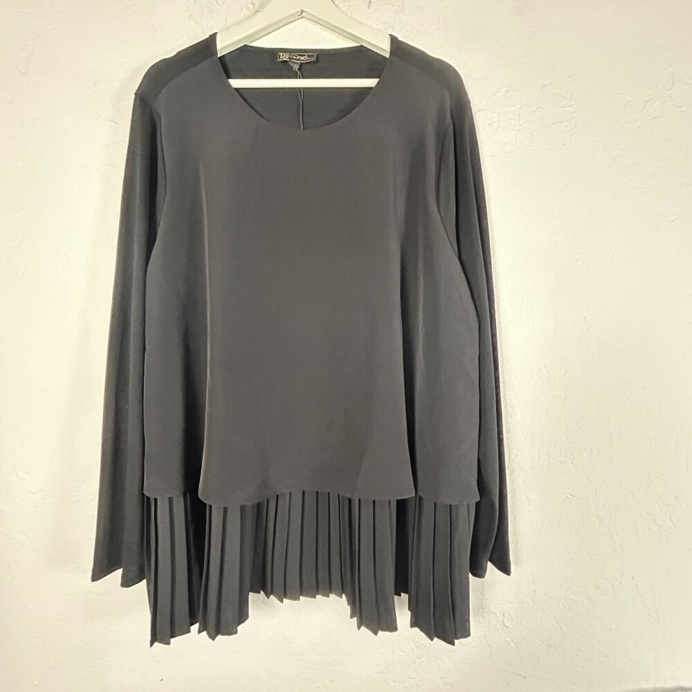 DG2 Diane Gilman Womens Black Pleated Hem Long Sleeve Tunic Top Blouse Size 1X